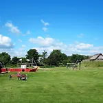 Spitzdachferienhaus Mit Schwedenofen Und Garten By Interhome 度假居 *